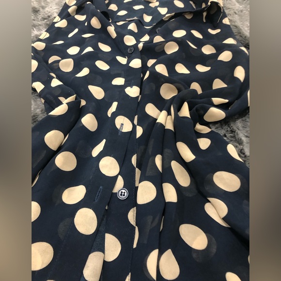 CHIFFON DARK BLUE BLACK YELLOW BUTTON UP HIGH LOW POLKA DOT TANK - Picture 6 of 8